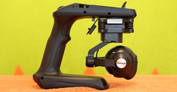 Yuneec Q500 4k vs DJI Phantom 3- SteadyGrip