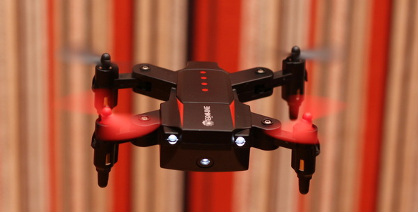 Eachine E59 Mini drone review: Test flight