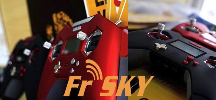 FrSky ACCST Taranis X-Lite remote controller