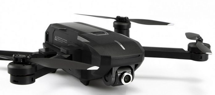 YUNEEC Mantis Q drone