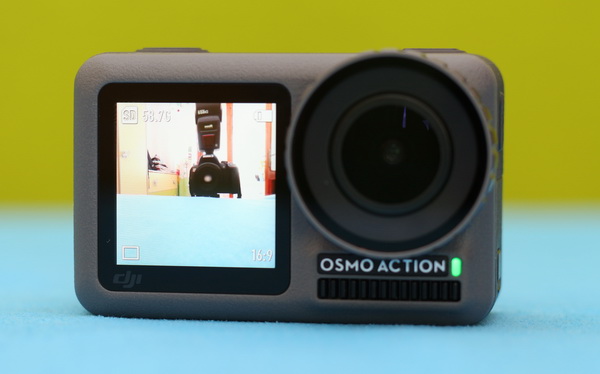 DJI Osmo Action Review: Front LCD