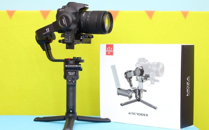 MOZA AirCross 3 gimbal