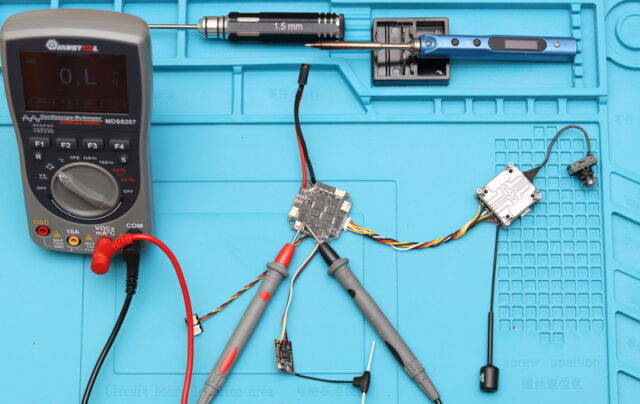 Short circuit check with multimeter