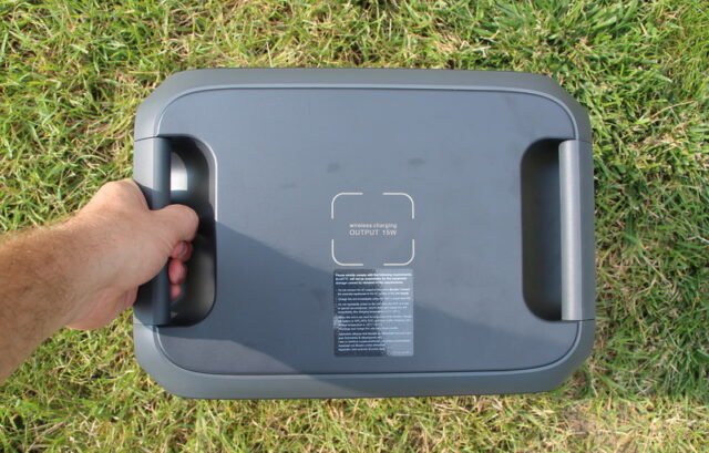 Handlers and wireless charger on top