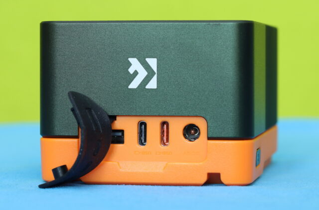 K&F Concept V-Mount battery outputs including 1x USB Type-A, 2x USB Type-C, and 12V DC port