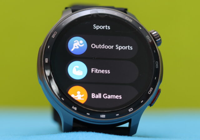 KKTICK Tank T6 rugged smartwatch displaying the sports modes menu with multiple activity options.